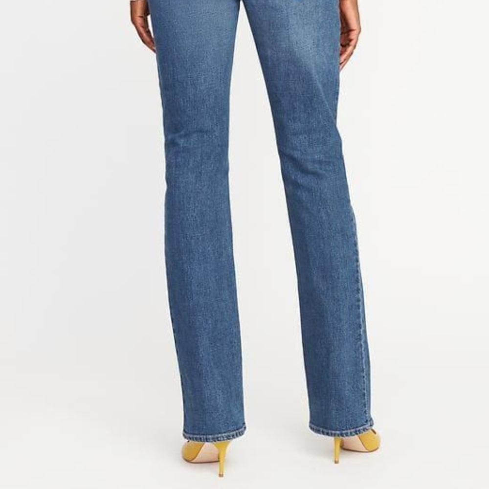 Old Navy Mid-Rise Original Boot-Cut Jean for Women - Picture 4 of 4